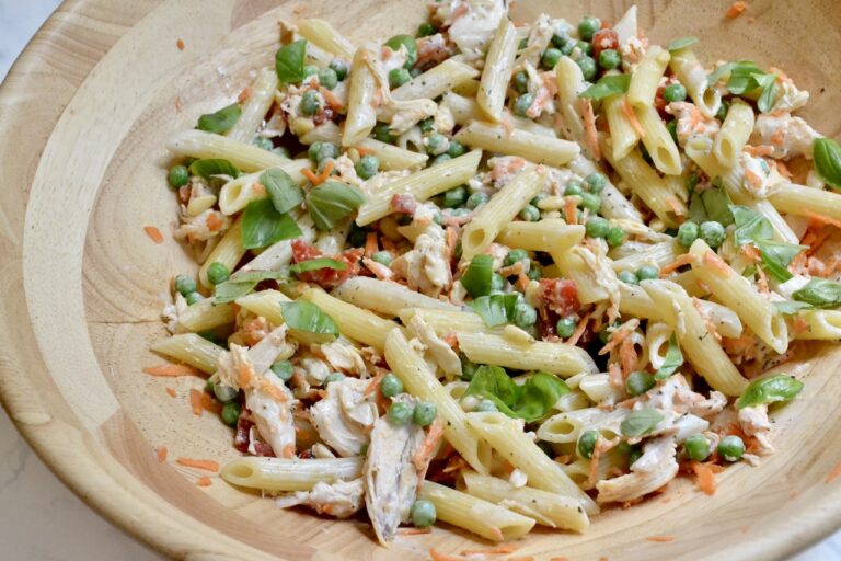 Creamy Chicken and Peas Pasta Salad