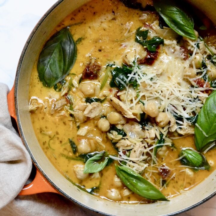 Sundried Tomato, chicken & chickpea soup